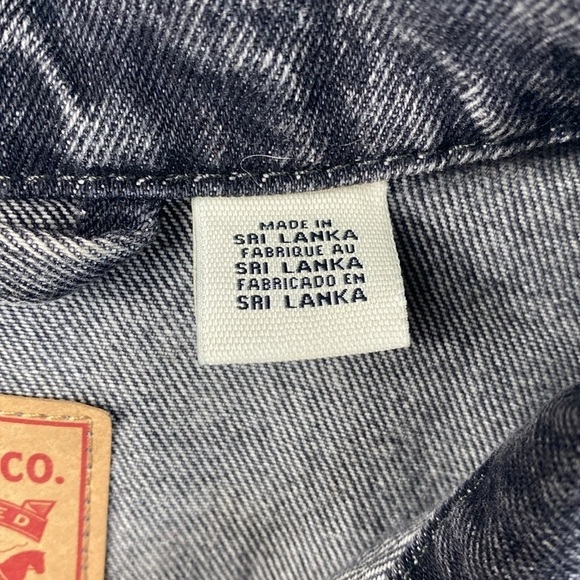 Levi’s cropped denim trucker jacket faded black size 2 edgy streetwear - Picture 7 of 10